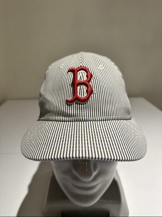 Genuine Merchandise Accessories - Genuine Merchandise White and Navy Striped Baseball Cap with Red 'B' Logo